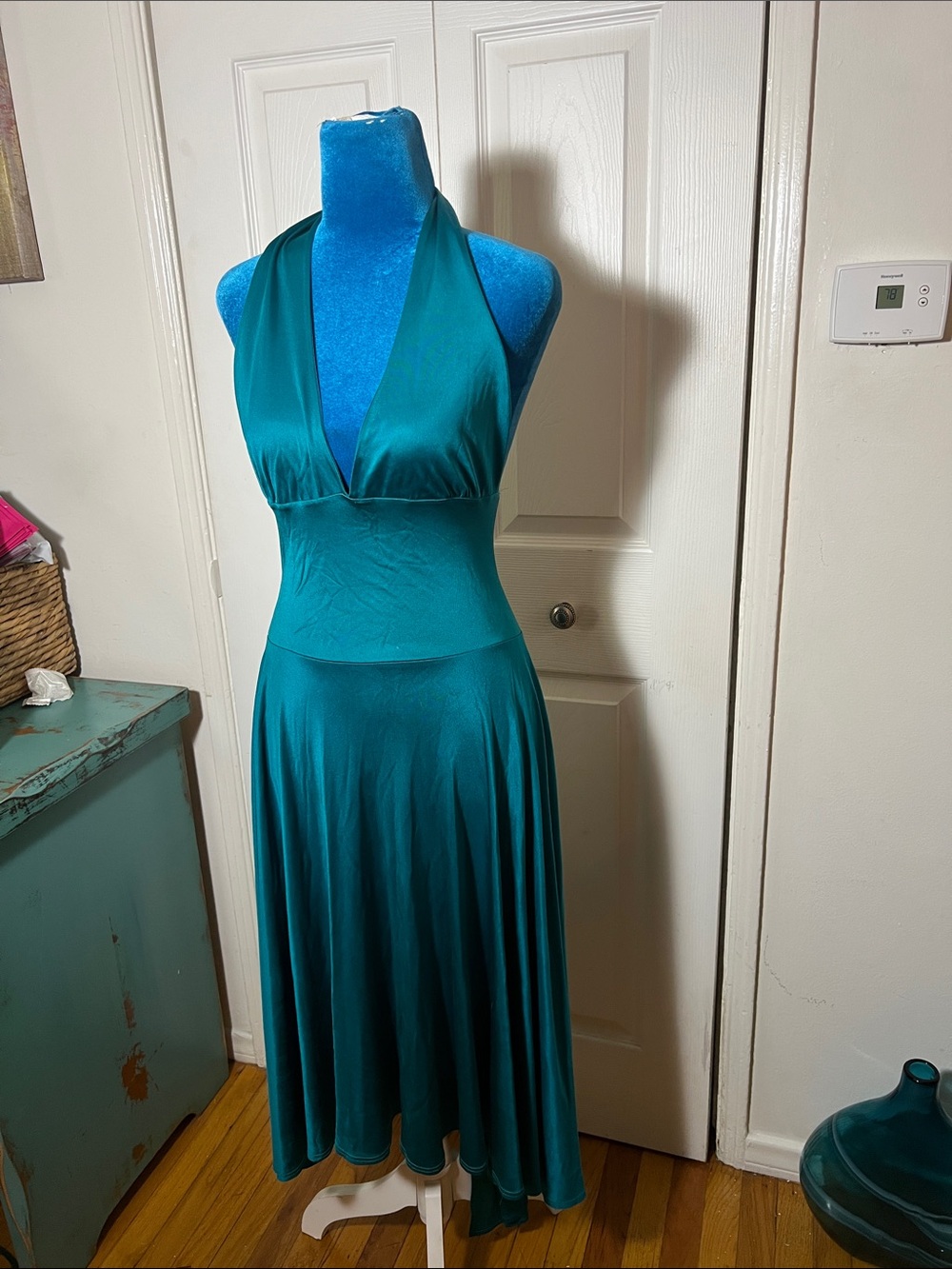 Karanina Silk Halter Midi Dress Women’s 2 Small - Picture 3 of 7